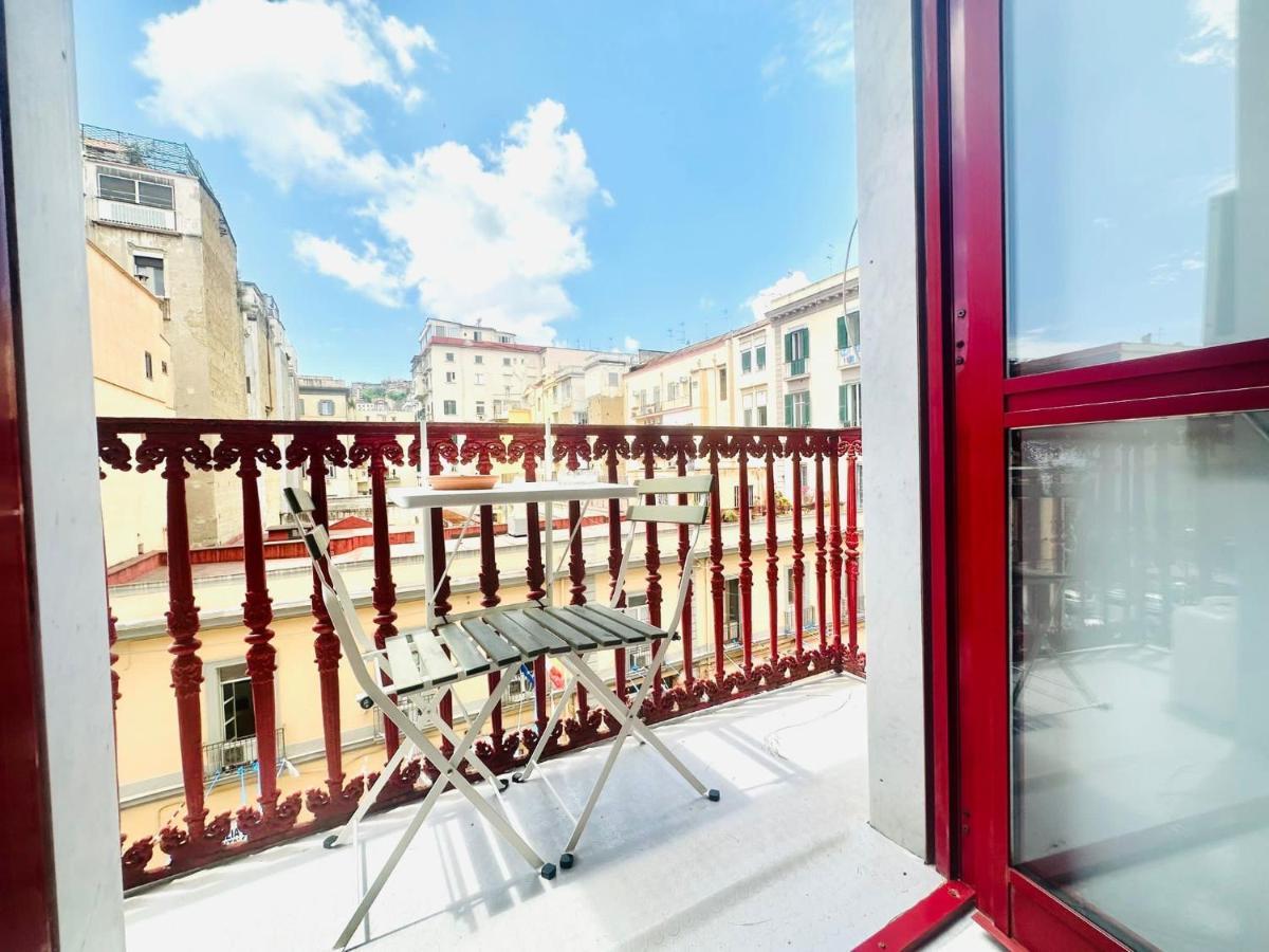 Family Relax Caracciolo Bed and Breakfast Napoli Eksteriør billede