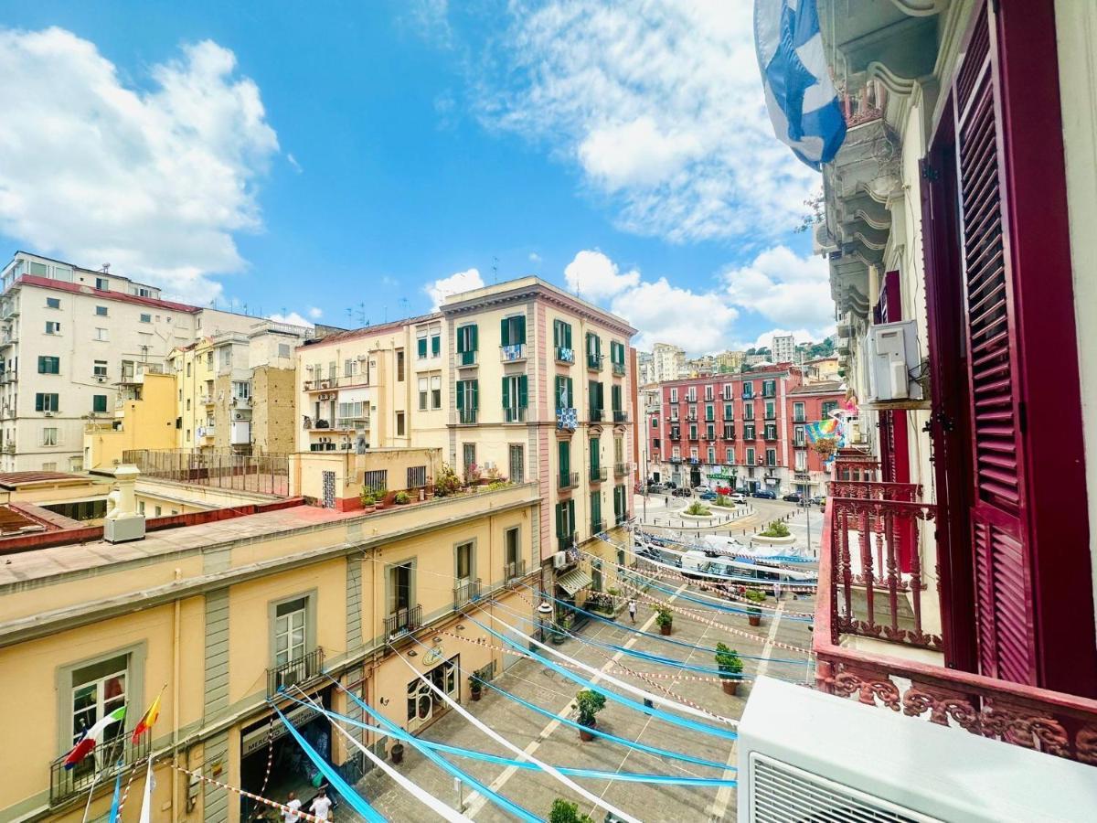 Family Relax Caracciolo Bed and Breakfast Napoli Eksteriør billede